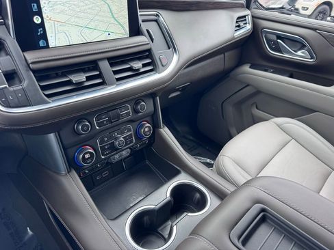 Used 2022 Chevrolet Tahoe LT w/ LT Signature Package image 37