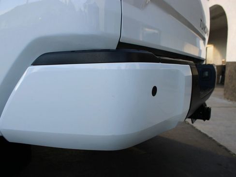 Used 2014 Toyota Tundra Platinum image 14