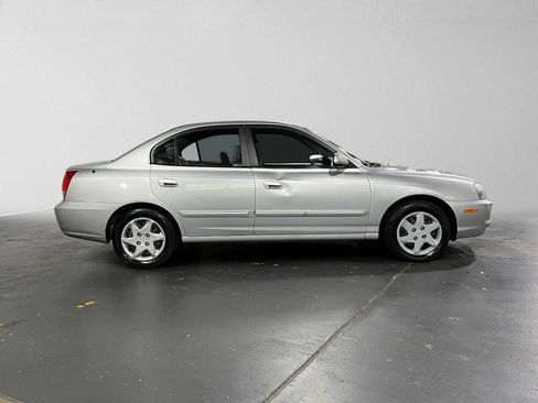 Used 2005 Hyundai Elantra GLS FWD image 2