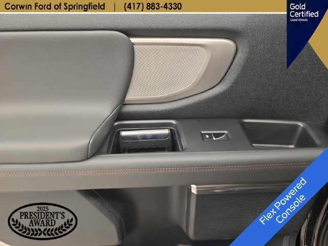 Certified 2025 Ford Expedition Active AWD/4WD image 23