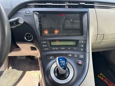 Used 2011 Toyota Prius Two image 8