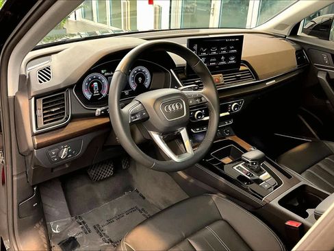 Used 2023 Audi Q5 2.0T Premium Plus w/ Premium Plus Package image 17