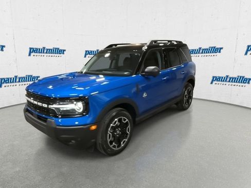 Used 2025 Ford Bronco Sport Outer Banks w/ Outer Banks Tech Package+ AWD/4WD image 5