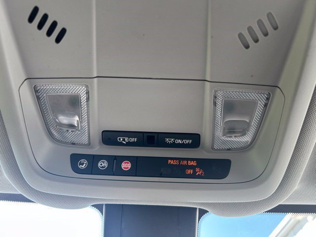 Used 2022 Chevrolet Equinox LS w/ LPO, Floor Liner Package FWD image 33
