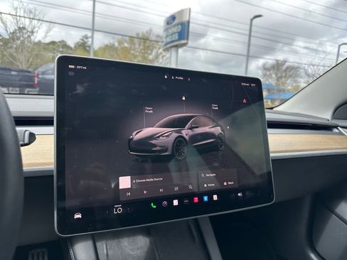 Used 2022 Tesla Model 3 Performance image 8