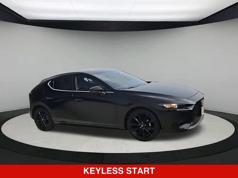 Used 2025 MAZDA MAZDA3 s Sport FWD image 9