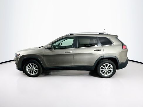 Used 2019 Jeep Cherokee Latitude w/ Popular Appearance Group FWD image 4