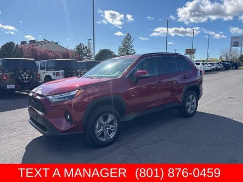 Used 2025 Toyota RAV4 XLE AWD/4WD image 5