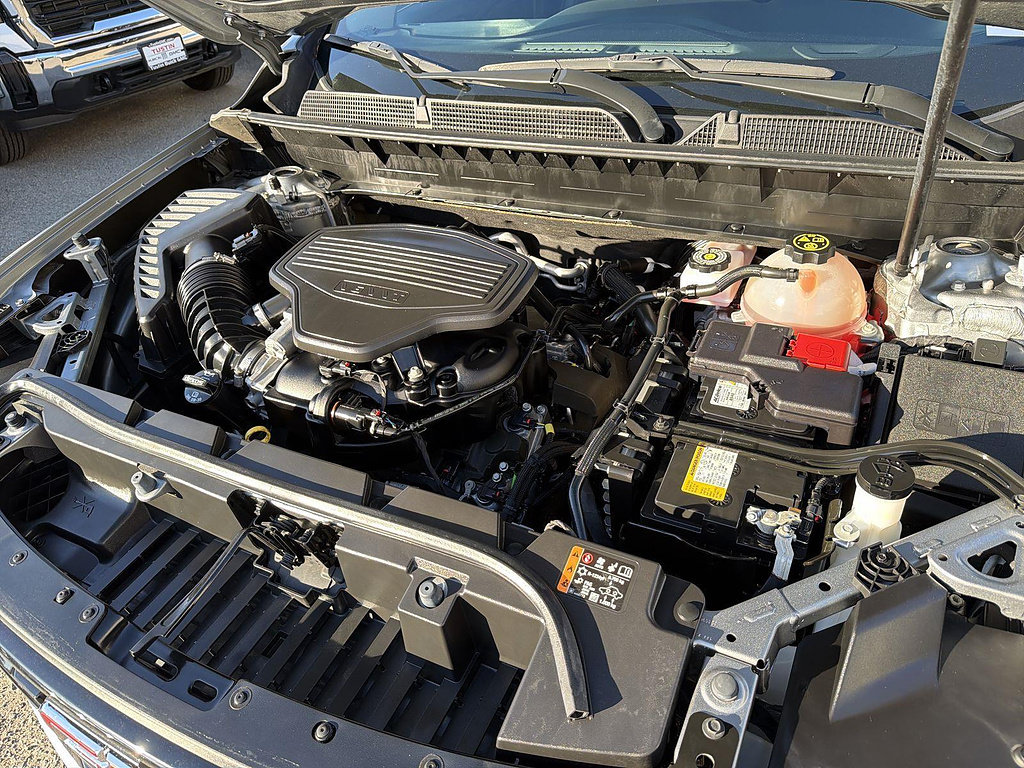 Used 2023 GMC Acadia SLT w/ Elevation Edition FWD image 28