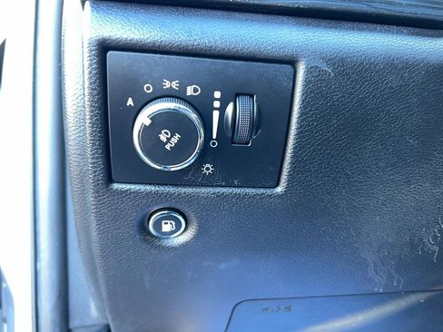 Used 2020 Jeep Grand Cherokee Altitude image 14