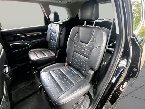 Used 2021 Kia Telluride SX w/ SX Prestige Package AWD/4WD image 20