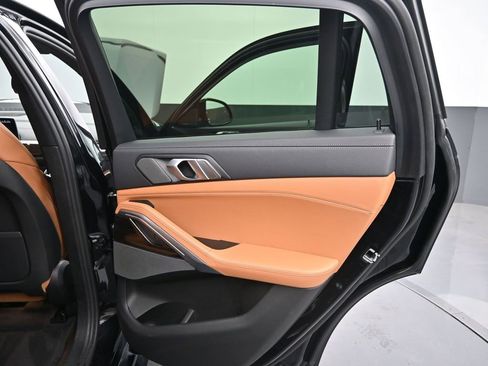 Used 2021 BMW X6 sDrive40i w/ M Sport Package image 23