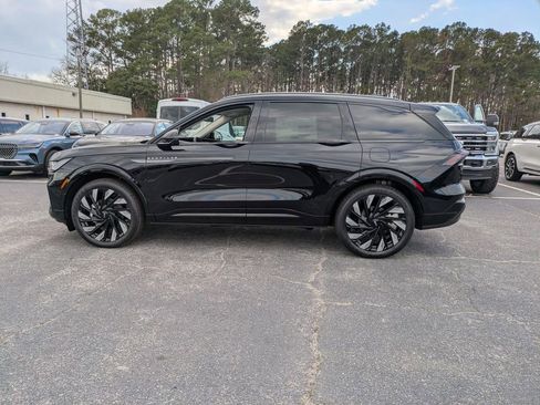 New 2026 Lincoln Nautilus Reserve image 7