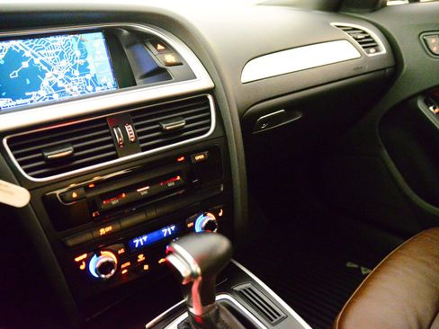 Used 2015 Audi A4 2.0T Premium Plus w/ Technology Package image 28