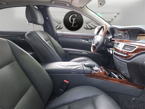 Used 2013 Mercedes-Benz S 550 w/ Sport Pkg image 15