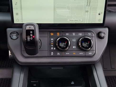 New 2026 Land Rover Defender 110 OCTA AWD/4WD image 14