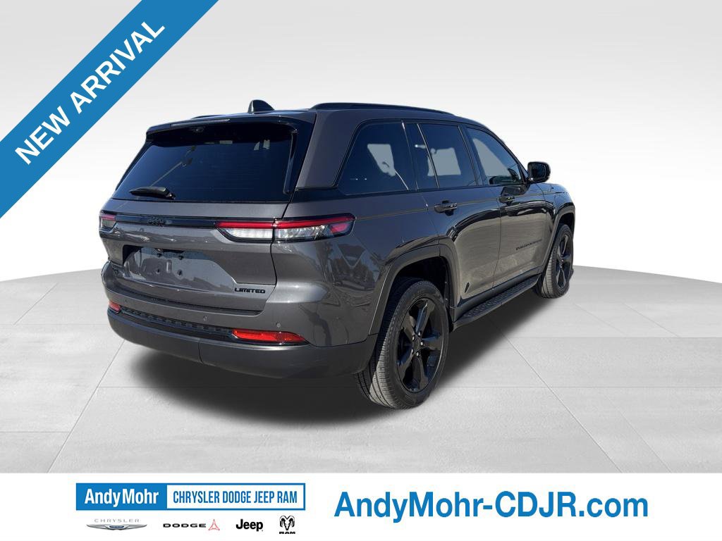 Used 2025 Jeep Grand Cherokee Limited w/ Luxury Tech Group II AWD/4WD image 7