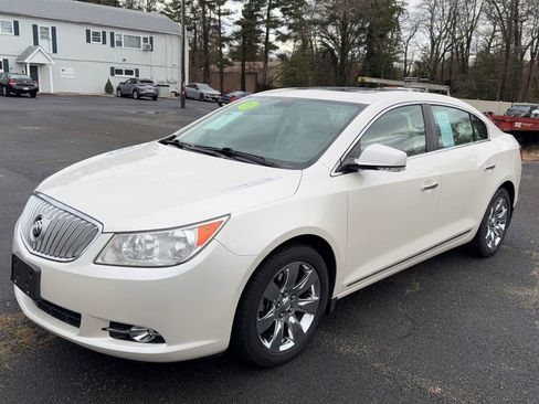 Used 2011 Buick LaCrosse CXL image 3