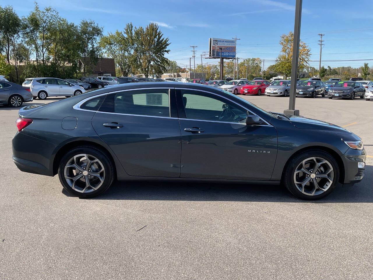 Used 2020 Chevrolet Malibu LT FWD image 9