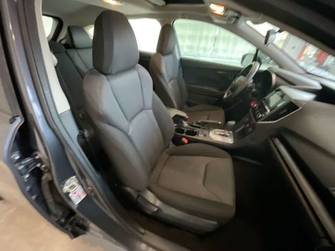 Used 2019 Subaru Impreza 2.0i Premium image 25