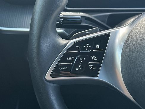 Used 2024 Mercedes-Benz C 300 Sedan image 27