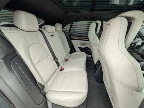 Used 2024 Porsche Macan 4 Electric image 23