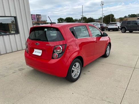 Used 2015 Chevrolet Sonic LT image 4