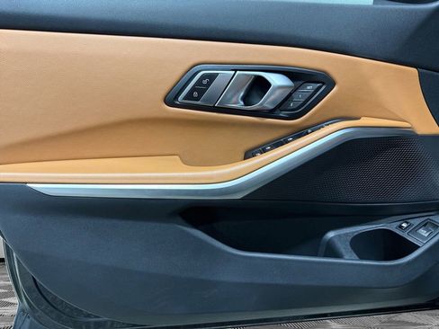 Used 2022 BMW 330e xDrive image 19