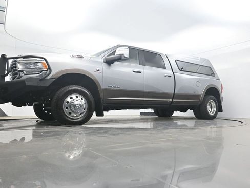 Used 2023 RAM 3500 Limited AWD/4WD image 24