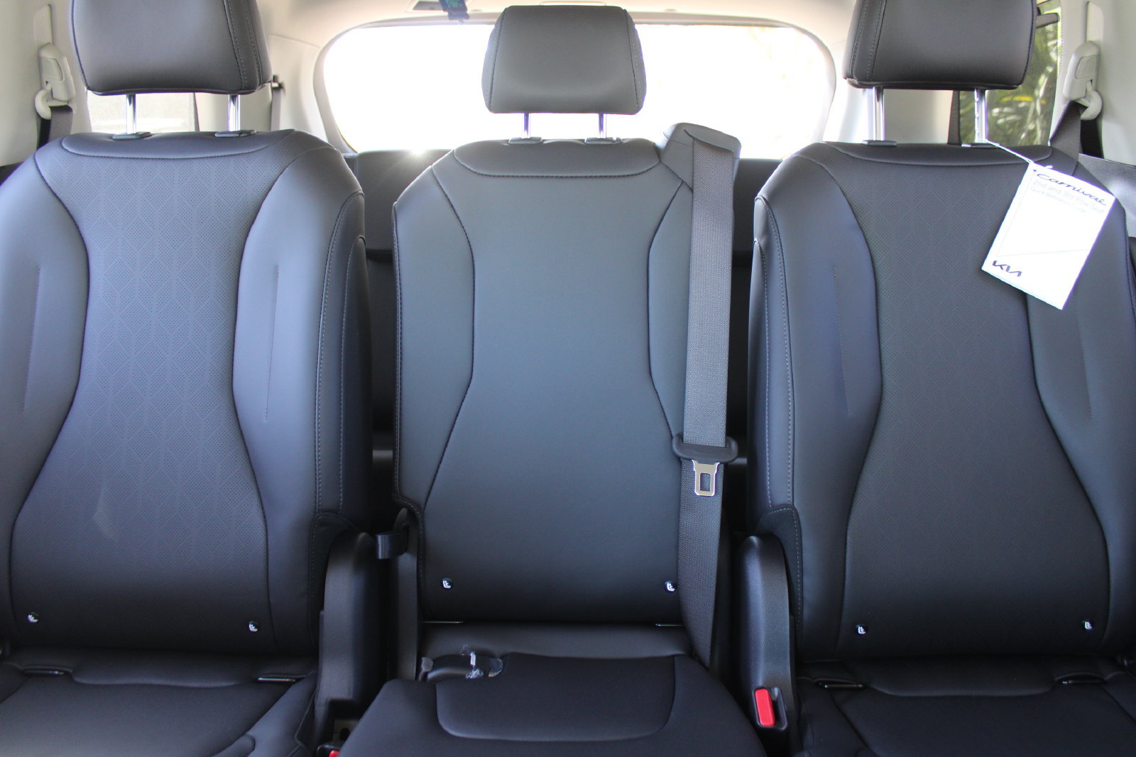 New 2026 Kia Carnival EX FWD image 60