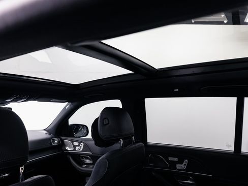 Certified 2025 Mercedes-Benz GLS 580 4MATIC image 26