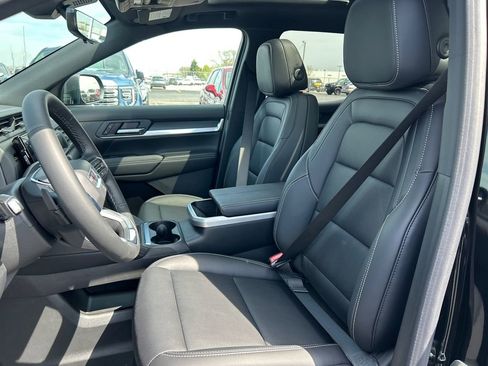 New 2026 GMC Terrain Elevation w/ Elevation Premium Package AWD/4WD image 16