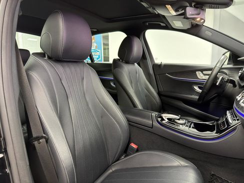 Used 2017 Mercedes-Benz E 300 4MATIC w/ Sport Wheel Package image 12