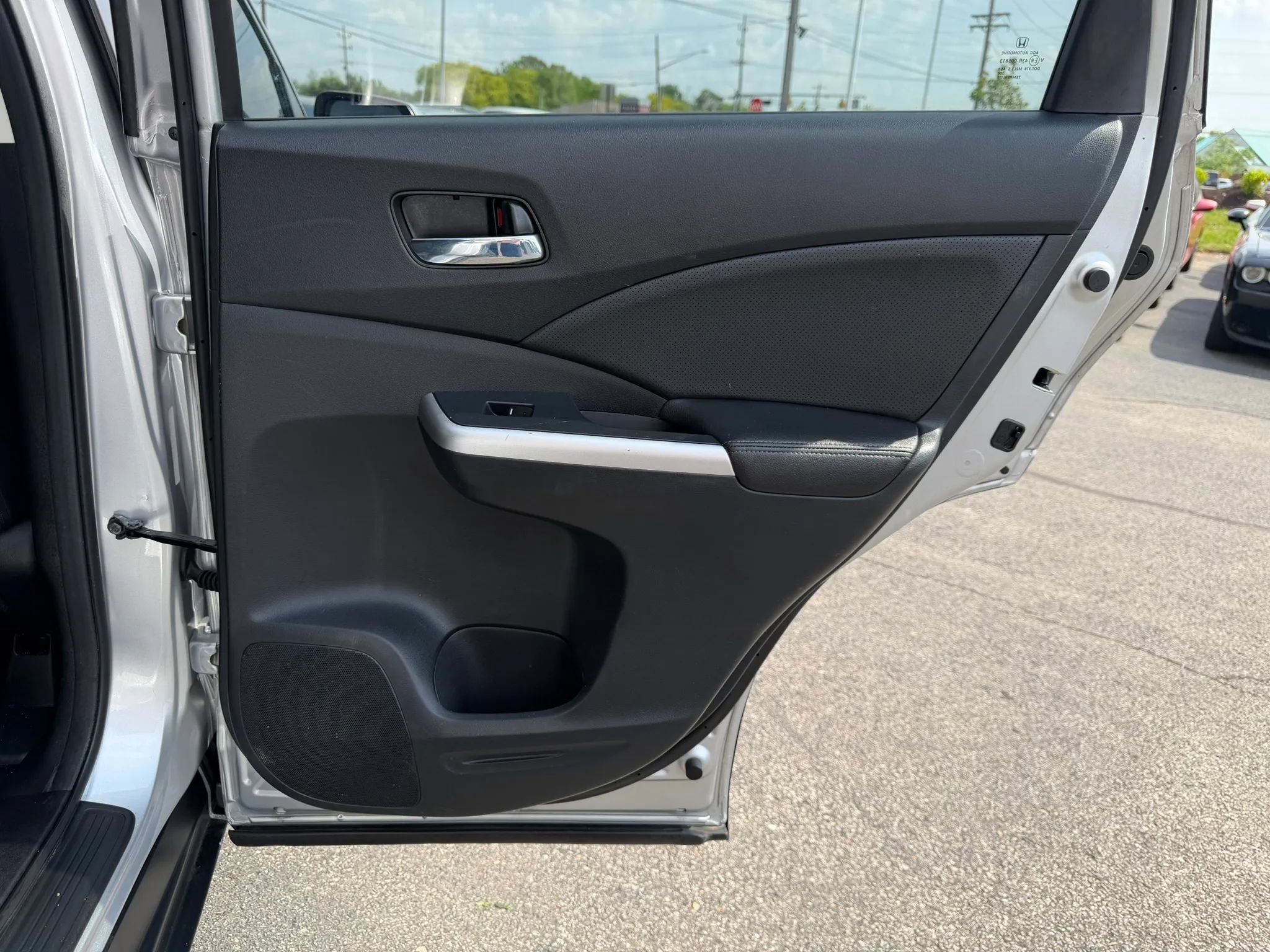 Used 2016 Honda CR-V Touring image 32