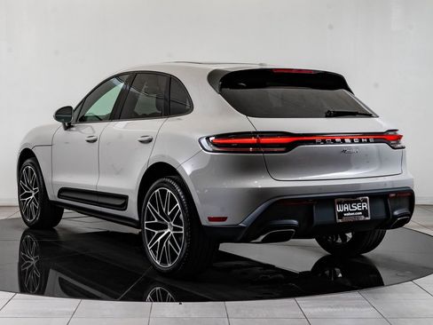 New 2026 Porsche Macan AWD/4WD image 3