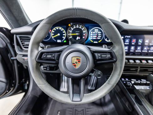 Used 2022 Porsche 911 GT3 image 41