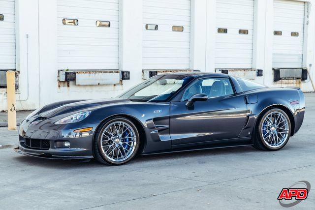 Used 2009 Chevrolet Corvette ZR1 w/ Preferred Equipment Group RWD image 4