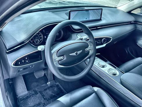 Used 2024 Genesis GV70 2.5T w/ Advanced Package AWD/4WD image 13
