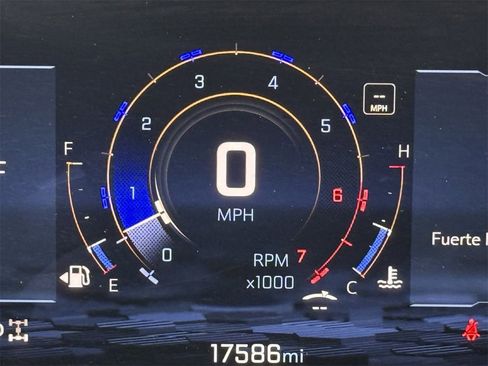 Certified 2025 Chevrolet Tahoe LT image 15