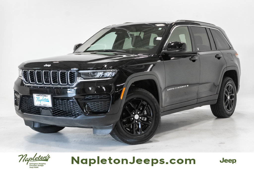 Used 2025 Jeep Grand Cherokee Laredo X w/ Luxury Tech Group I AWD/4WD image 1