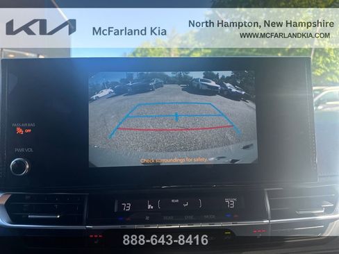 Used 2025 Toyota Sienna XLE Woodland Edition AWD/4WD image 24