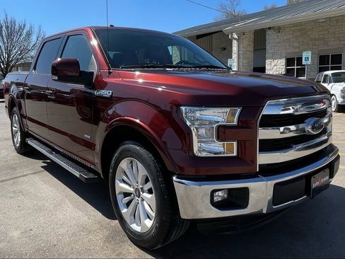 Used 2015 Ford F150 Lariat w/ Equipment Group 501A Mid image 3