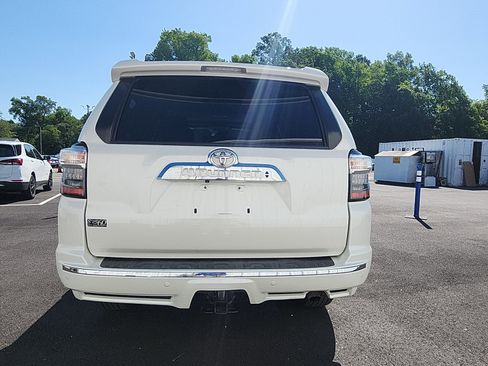 Used 2020 Toyota 4Runner Limited AWD/4WD image 4