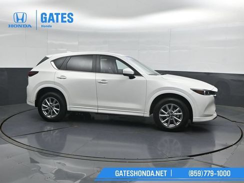 Used 2025 MAZDA CX-5 AWD 2.5 S w/ Preferred Package image 4