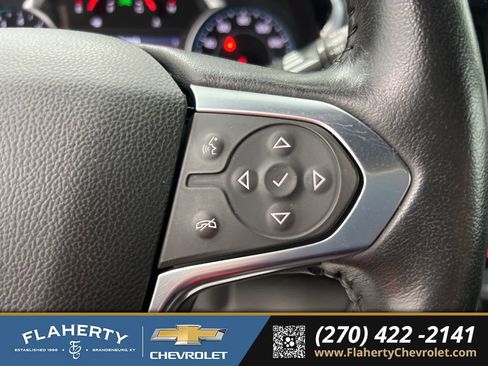 Used 2022 Chevrolet Traverse RS w/ LPO, Floor Liner Package AWD/4WD image 27