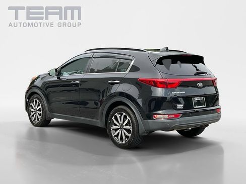 Used 2018 Kia Sportage EX w/ EX Technology Package FWD image 5