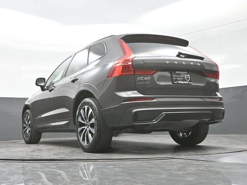 Used 2024 Volvo XC60 B5 Plus AWD/4WD image 24