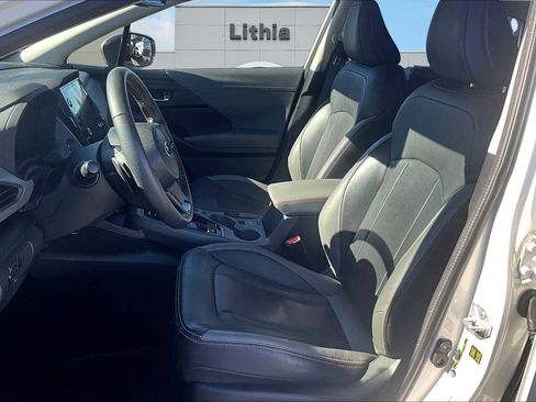 Used 2024 Subaru Crosstrek 2.5i Limited image 11