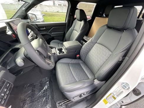 New 2026 Toyota Tacoma TRD Off-Road AWD/4WD image 14