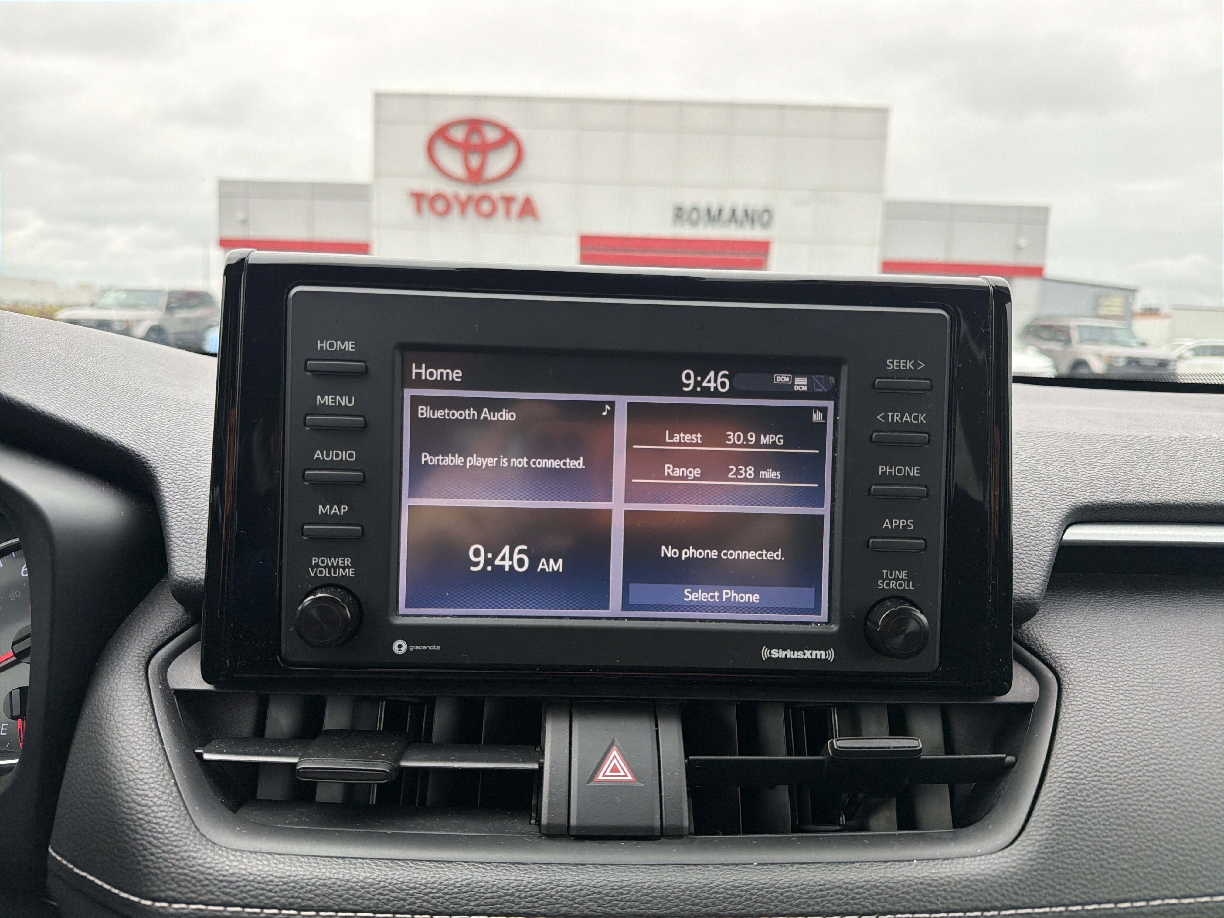 Certified 2021 Toyota RAV4 LE AWD/4WD image 17